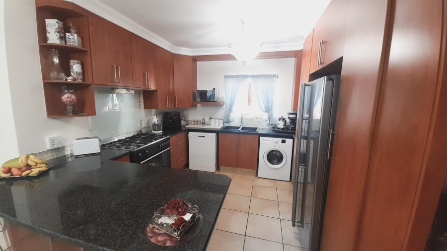 2 Bedroom Property for Sale in Melodie North West
